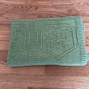 Cozy Green Knit Couch Throw Blanket